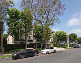 Residential Condominium in Los Angeles, CA - Building Photo - Building Photo