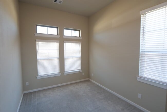 property at 8774 Laurel Crest Dr