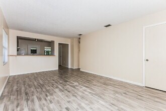 620 Emerald Ave in Lake Wales, FL - Building Photo - Building Photo