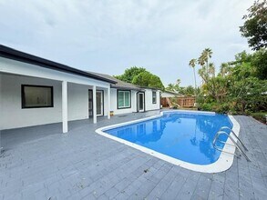 9150 NW 15th St in Plantation, FL - Building Photo - Building Photo