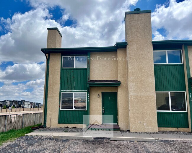 property at 2437 Cherokee Park Pl