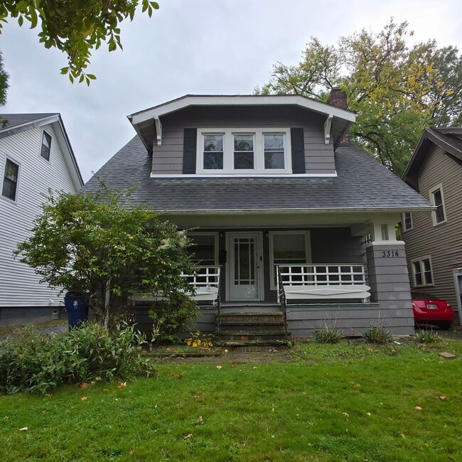 property at 3314 Altamont Rd