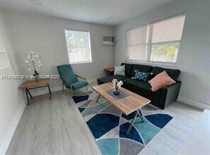 1925 Dewey St-Unit -3 in Hollywood, FL - Foto de edificio - Building Photo