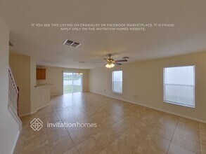 18744 Litzau Ln in Land O Lakes, FL - Building Photo - Building Photo