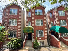 920 N Paulina St, Unit 2 in Chicago, IL - Building Photo