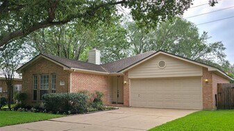 7207 Brockington Dr in Katy, TX - Building Photo