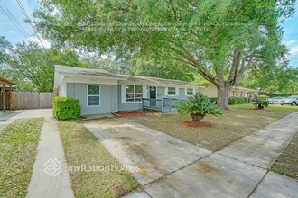 3040 Donhurst St in Jacksonville, FL - Building Photo - Building Photo