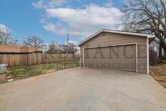 1515 W Arizona Ave in Wichita, KS - Building Photo - Building Photo