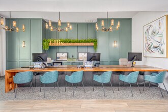 Ellis at Huntcrest in Lawrenceville, GA - Foto de edificio - Lobby