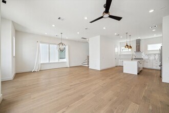 1747 Ojeman Spring Ln in Houston, TX - Building Photo - Building Photo