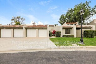29340 Calle Gaviota in Murrieta, CA - Building Photo