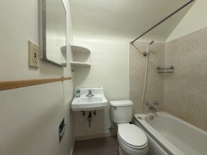 320 E Indiana Ave in Spokane, WA - Building Photo - Building Photo