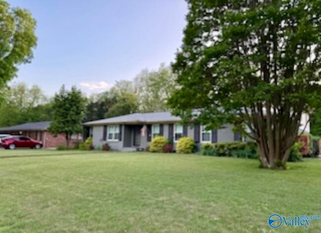 377 College Park Ct NW in Huntsville, AL - Building Photo - Building Photo