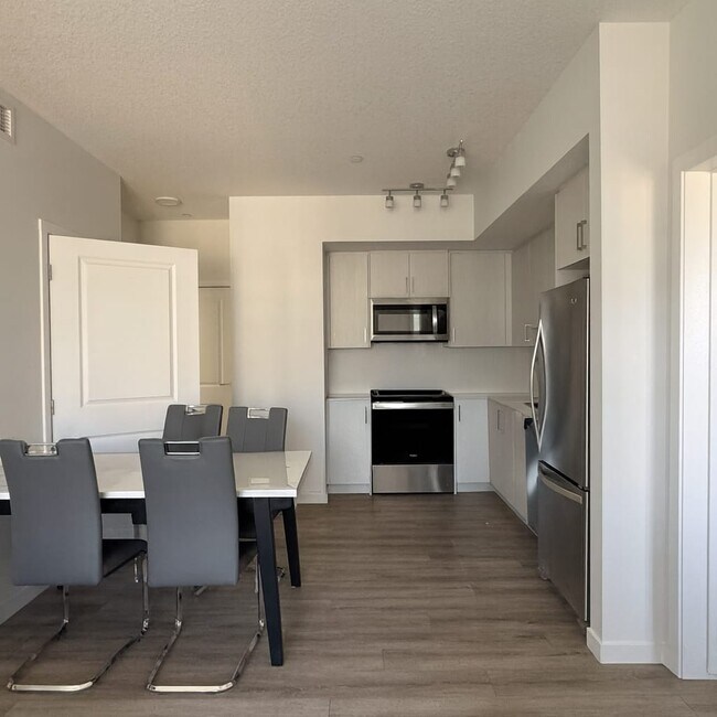 property at 3727-3727 Sage Hill Dr NW