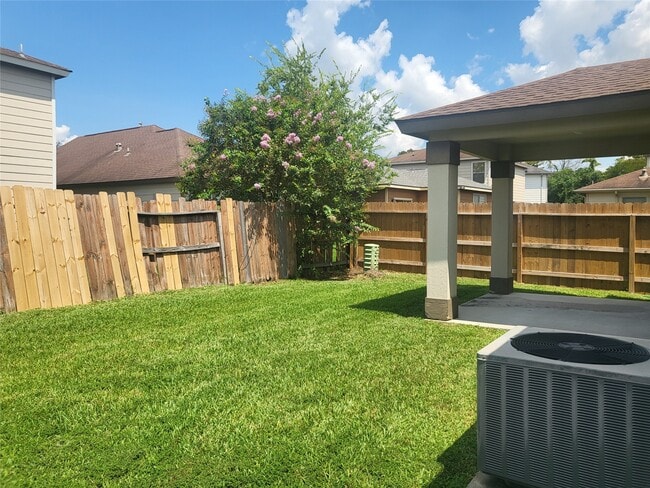7319 Liberty Tree Ln in Houston, TX - Building Photo - Building Photo