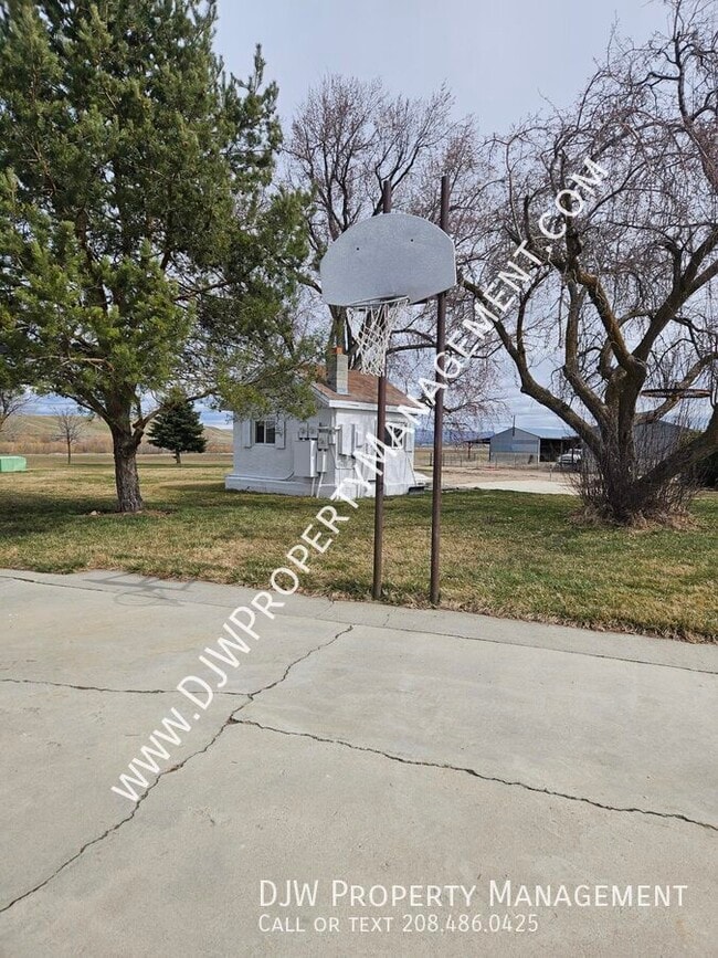 7196 Edna Ln in Middleton, ID - Building Photo - Building Photo
