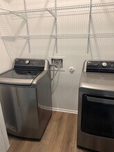 216 Rancho del Cielo Ln in Jarrell, TX - Building Photo - Building Photo