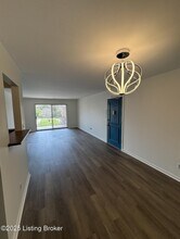 716 Highwood Dr in Louisville, KY - Foto de edificio - Building Photo