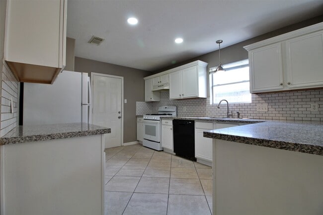 property at 6803 Highwind Bend Ln