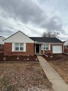 property at 1971 Roslyn St