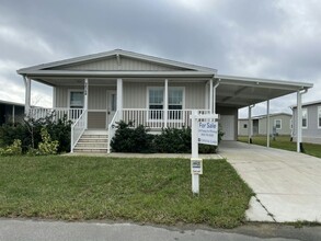 34958 Broad Bill Ln in Zephyrhills, FL - Building Photo - Building Photo