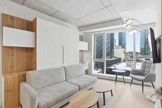 360 Rue Mayor in Montréal, QC - Building Photo - Building Photo