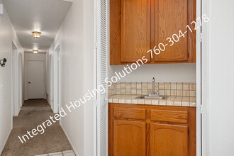 3841 Violet Glen in Escondido, CA - Building Photo - Building Photo