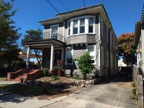 121 N St Patrick St in New Orleans, LA - Building Photo - Building Photo