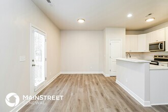 106 S Elm St in Gastonia, NC - Building Photo - Building Photo