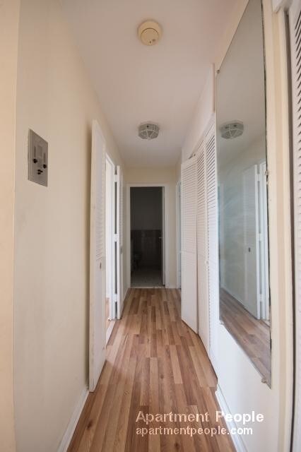 5701 N Sheridan Rd-Unit -3U in Chicago, IL - Building Photo - Building Photo