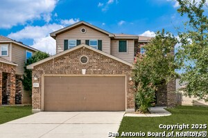 7718 Stable View in San Antonio, TX - Building Photo