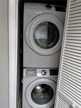 346 Carpenter Dr NE in Sandy Springs, GA - Building Photo - Building Photo