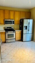 172 Nathan Dr in Morganville, NJ - Building Photo - Building Photo