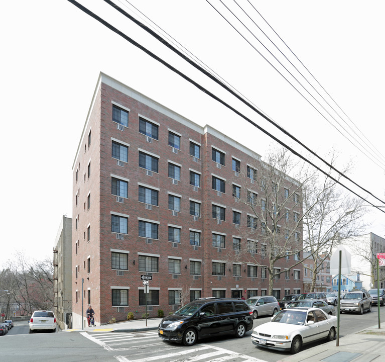 3961 Carpenter in Bronx, NY - Foto de edificio