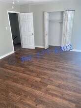 1905 N Ben Wilson St, Unit 10 in Victoria, TX - Building Photo - Building Photo