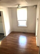 713 E Michigan St, Unit 713 East Michigan in Adrian, MI - Building Photo - Building Photo