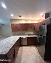 474 Sunshine Ln in Reno, NV - Foto de edificio - Building Photo