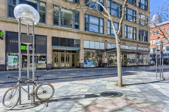 720 16th St Mall in Denver, CO - Building Photo - Building Photo