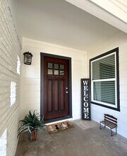 237 Mink Dr in San Antonio, TX - Building Photo - Building Photo