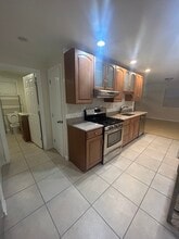 36 Hunting St in Cambridge, MA - Building Photo - Building Photo