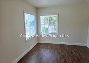 31 Buena Vista St-Unit -31 Buena Vista St. in Salinas, CA - Building Photo - Building Photo
