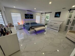 10412 SW 173rd St in Miami, FL - Building Photo - Building Photo