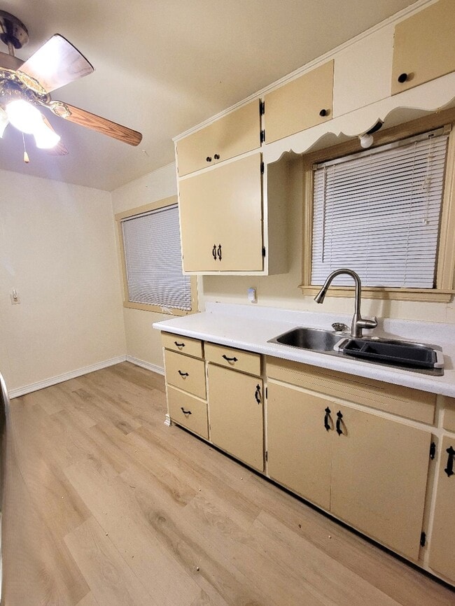 property at 1408 Torney Ave