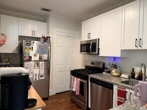 1365 N Highland Ave NE in Atlanta, GA - Building Photo - Building Photo