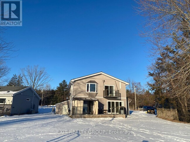 87 Prior Ln in Quinte West, ON - Building Photo - Building Photo