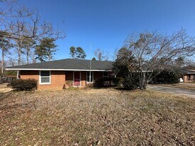 4431 Roxbury Dr in Evans, GA - Building Photo