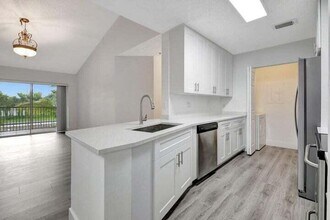 3111 Clint Moore Rd in Boca Raton, FL - Building Photo - Building Photo