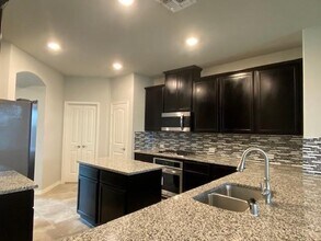 913 Dickens Dr in McKinney, TX - Building Photo - Building Photo