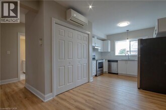 540 King St E in Hamilton, ON - Building Photo - Building Photo