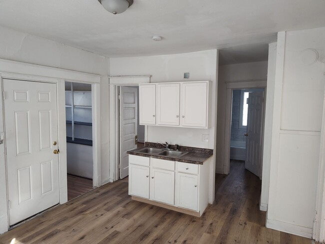property at 2411 N 16th St